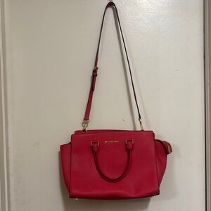 Michael Kors Red Leather Shoulder Bag with Modern Design